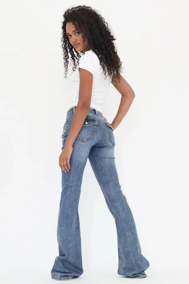 „Flared" Jeans Dunkelblau