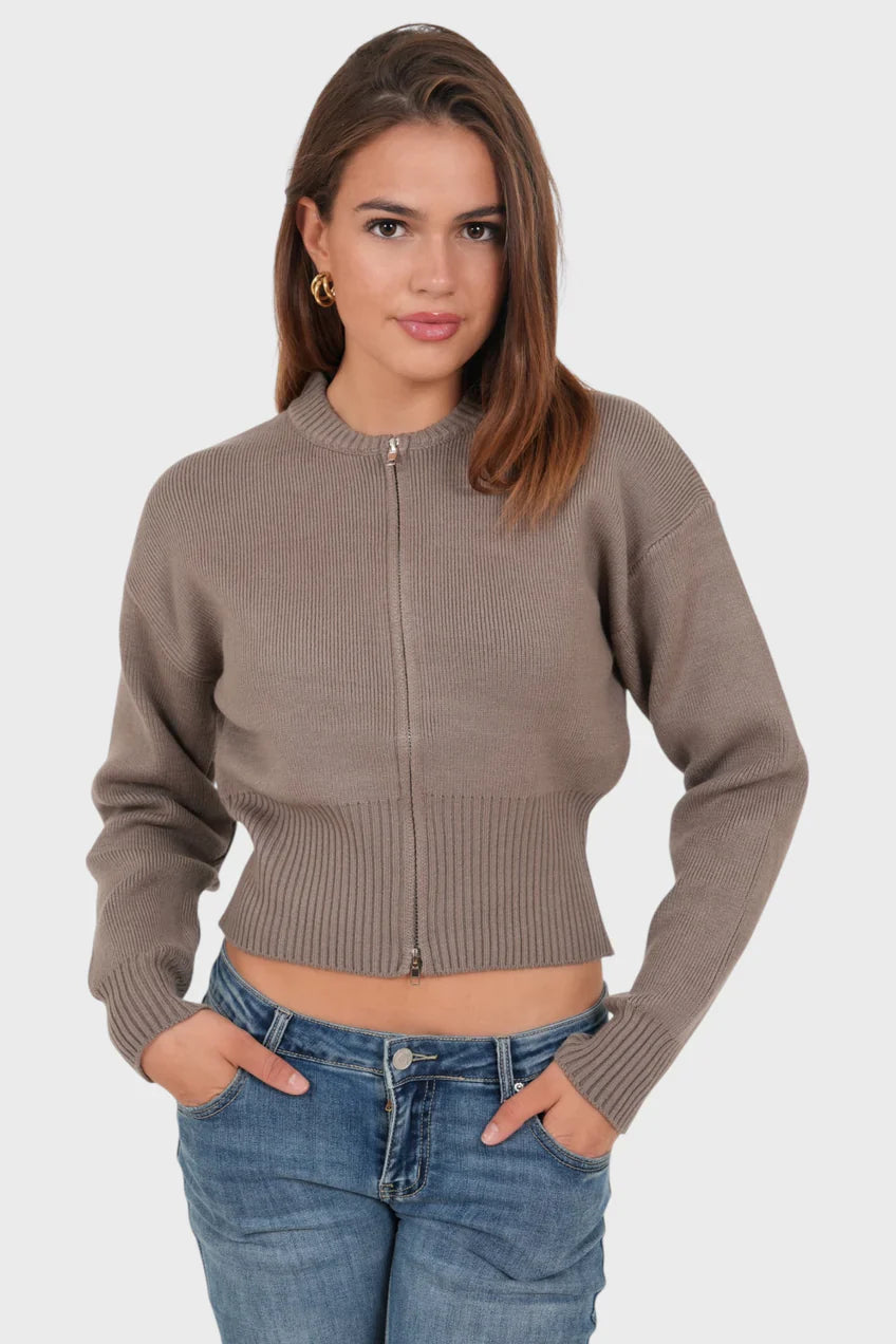 „Belle" Weste Stone