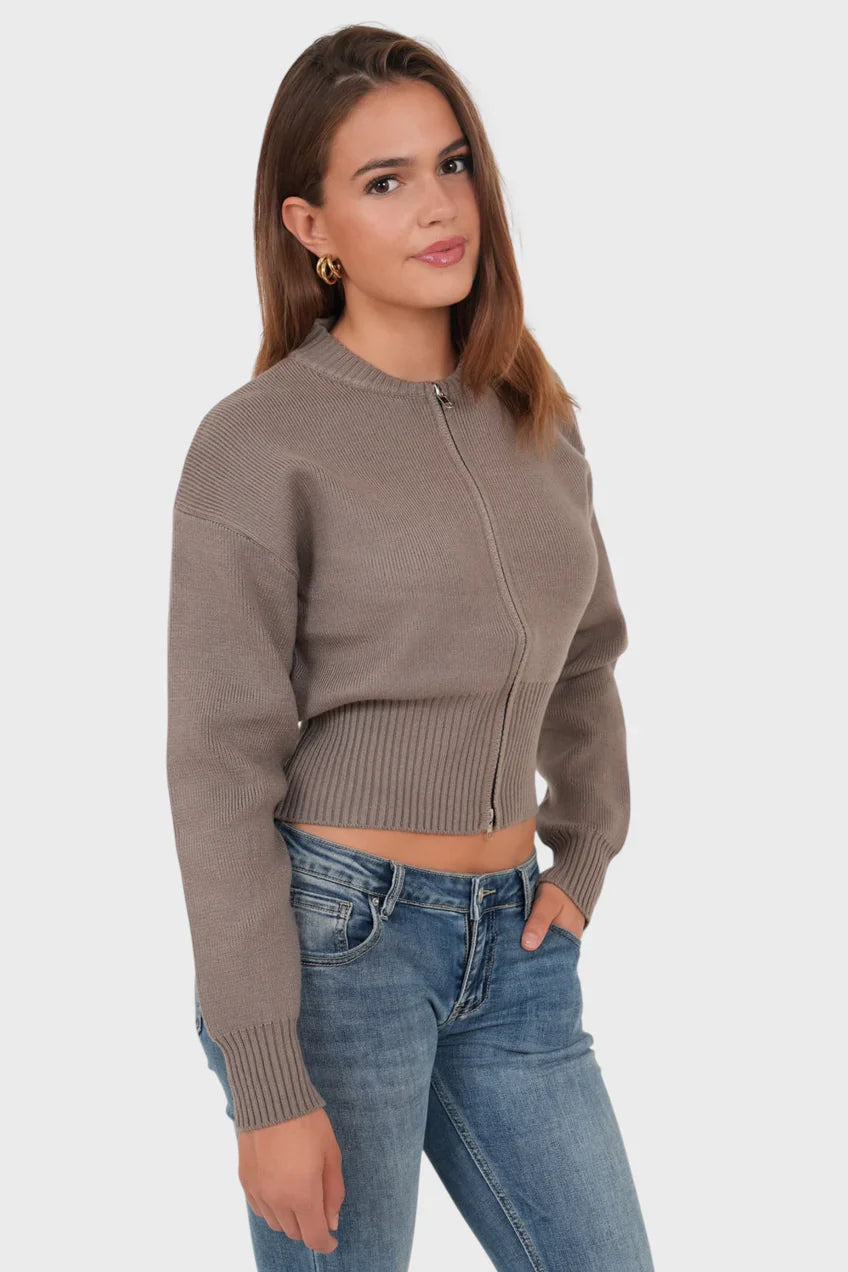 „Belle" Weste Stone